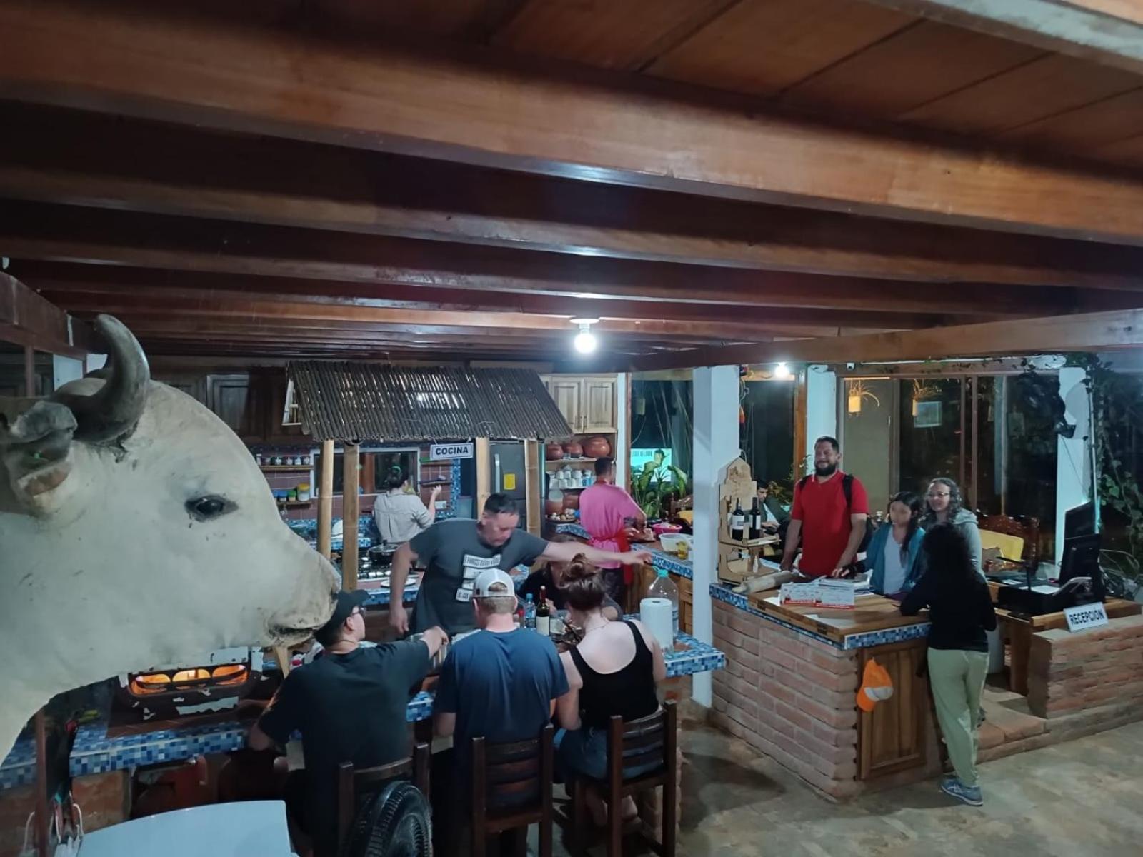 River Song'S Hotel 明多 外观 照片